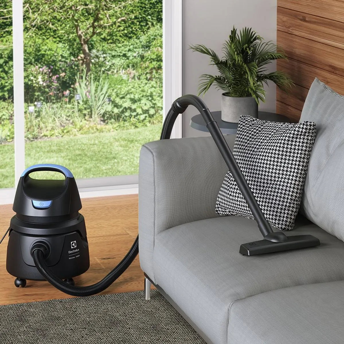 Aspirador de Po e Agua Electrolux Hidrolux AWD01 1400W 5L Aspirador de Po e Agua Electrolux Hidrolux AWD01 1400W 5L